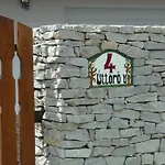 Villa Holiday *