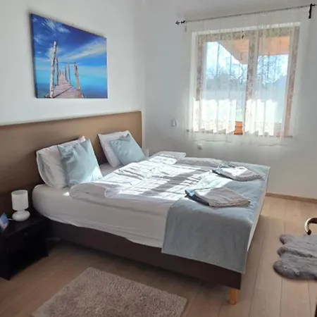 公寓 Villa Holiday *