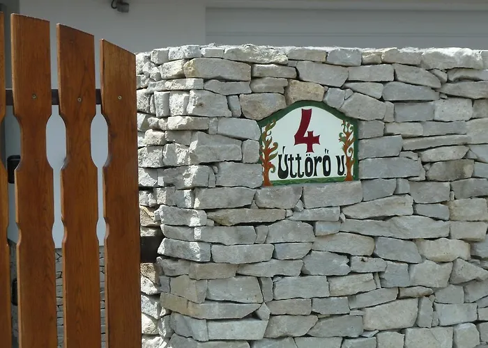 Villa Holiday *
